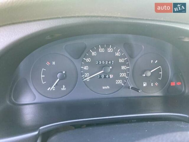 Сірий Деу Ланос, об'ємом двигуна 1.5 л та пробігом 235 тис. км за 2500 $, фото 7 на Automoto.ua