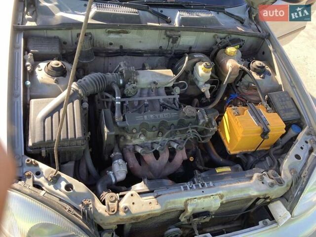 Сірий Деу Ланос, об'ємом двигуна 1.5 л та пробігом 235 тис. км за 2500 $, фото 4 на Automoto.ua