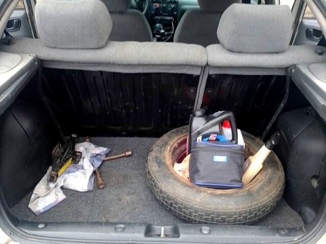 Сірий Деу Ланос, об'ємом двигуна 1.5 л та пробігом 230 тис. км за 2000 $, фото 10 на Automoto.ua