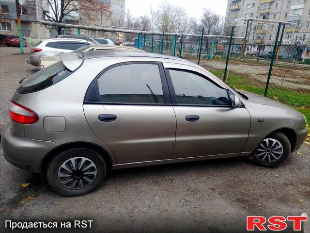 Сірий Деу Ланос, об'ємом двигуна 1.5 л та пробігом 230 тис. км за 2000 $, фото 4 на Automoto.ua