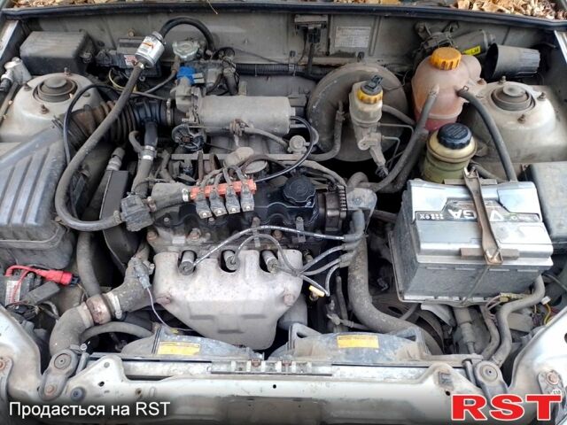 Сірий Деу Ланос, об'ємом двигуна 1.5 л та пробігом 230 тис. км за 2000 $, фото 9 на Automoto.ua