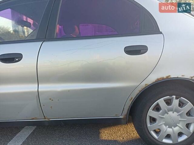 Серый Дэу Ланос, объемом двигателя 1.5 л и пробегом 310 тыс. км за 1800 $, фото 6 на Automoto.ua