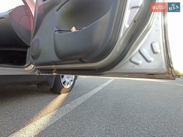 Серый Дэу Ланос, объемом двигателя 1.5 л и пробегом 310 тыс. км за 1800 $, фото 7 на Automoto.ua