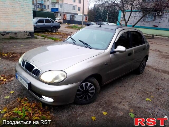 Сірий Деу Ланос, об'ємом двигуна 1.5 л та пробігом 230 тис. км за 2000 $, фото 7 на Automoto.ua