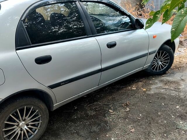 Серый Дэу Ланос, объемом двигателя 1.5 л и пробегом 180 тыс. км за 2600 $, фото 4 на Automoto.ua