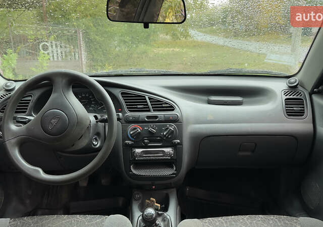 Сірий Деу Ланос, об'ємом двигуна 1.5 л та пробігом 160 тис. км за 2500 $, фото 6 на Automoto.ua