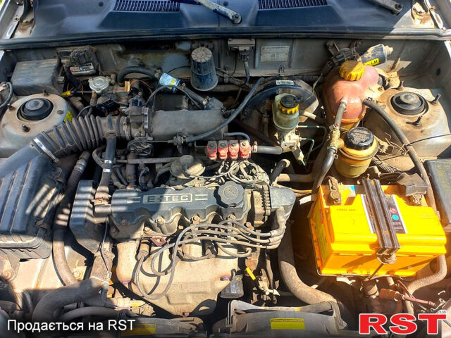 Серый Дэу Ланос, объемом двигателя 1.5 л и пробегом 340 тыс. км за 2500 $, фото 4 на Automoto.ua