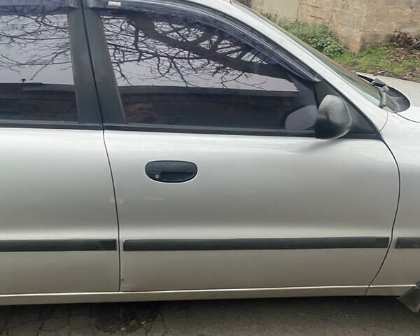 Серый Дэу Ланос, объемом двигателя 1.5 л и пробегом 220 тыс. км за 3000 $, фото 11 на Automoto.ua