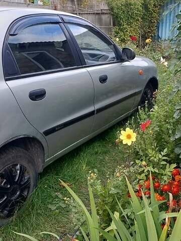 Серый Дэу Ланос, объемом двигателя 1.5 л и пробегом 200 тыс. км за 2000 $, фото 2 на Automoto.ua