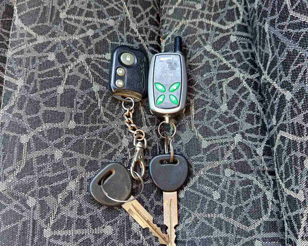 Серый Дэу Ланос, объемом двигателя 1.5 л и пробегом 130 тыс. км за 3300 $, фото 2 на Automoto.ua