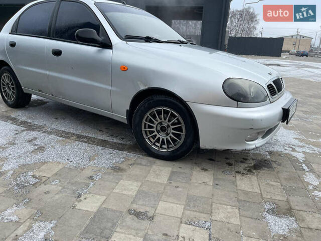 Сірий Деу Ланос, об'ємом двигуна 1.5 л та пробігом 225 тис. км за 2700 $, фото 2 на Automoto.ua