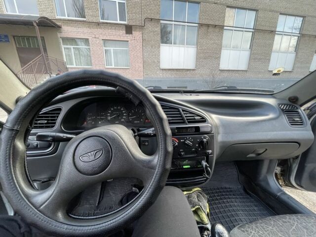 Сірий Деу Ланос, об'ємом двигуна 1.5 л та пробігом 300 тис. км за 2800 $, фото 8 на Automoto.ua