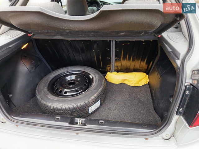 Серый Дэу Ланос, объемом двигателя 1.5 л и пробегом 130 тыс. км за 3300 $, фото 14 на Automoto.ua