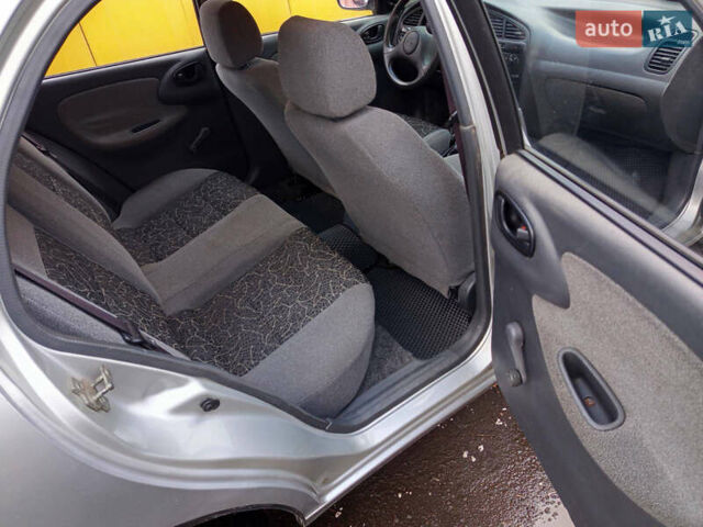 Серый Дэу Ланос, объемом двигателя 1.5 л и пробегом 130 тыс. км за 3300 $, фото 7 на Automoto.ua