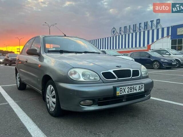 Сірий Деу Ланос, об'ємом двигуна 1.5 л та пробігом 105 тис. км за 3200 $, фото 1 на Automoto.ua