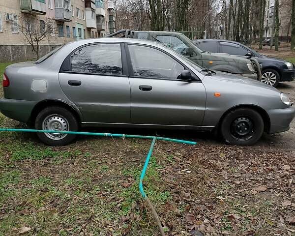 Серый Дэу Ланос, объемом двигателя 1.39 л и пробегом 41 тыс. км за 2200 $, фото 1 на Automoto.ua