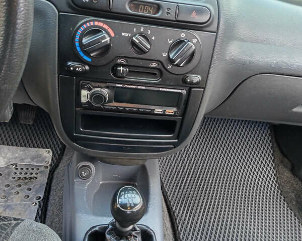 Серый Дэу Ланос, объемом двигателя 1.5 л и пробегом 130 тыс. км за 3300 $, фото 13 на Automoto.ua