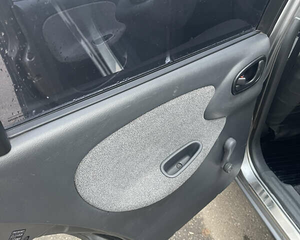 Сірий Деу Ланос, об'ємом двигуна 1.5 л та пробігом 268 тис. км за 2300 $, фото 8 на Automoto.ua