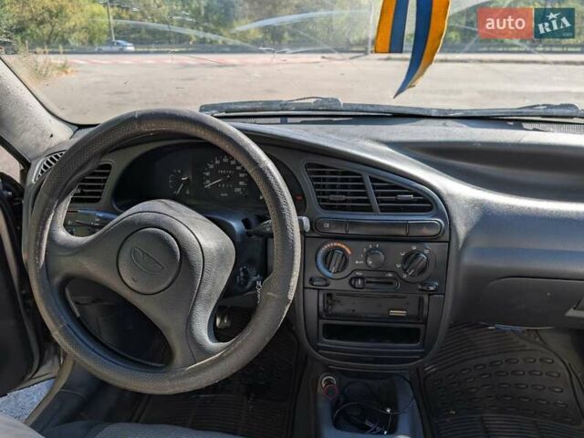 Дэу Ланос 1998 в Киеве на Automoto.ua Серый Дэу Ланос, объемом двигателя 1.5 л и пробегом 380 тыс. км за 1000 $, фото 4 на Automoto.ua