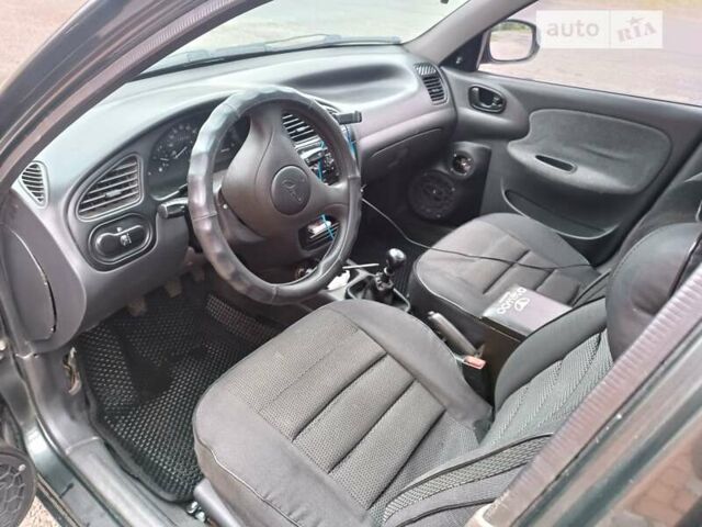 Дэу Ланос 1998 в Днепре (Днепропетровске) на Automoto.ua Серый Дэу Ланос, объемом двигателя 1.5 л и пробегом 220 тыс. км за 2299 $, фото 6 на Automoto.ua