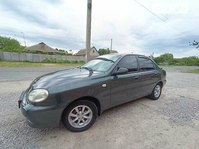 Дэу Ланос 1998 в Днепре (Днепропетровске) на Automoto.ua Серый Дэу Ланос, объемом двигателя 1.5 л и пробегом 220 тыс. км за 2299 $, фото 3 на Automoto.ua