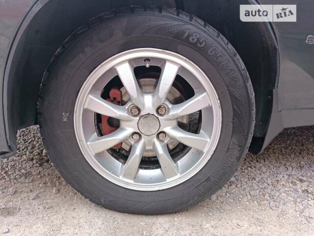 Дэу Ланос 1998 в Днепре (Днепропетровске) на Automoto.ua Серый Дэу Ланос, объемом двигателя 1.5 л и пробегом 220 тыс. км за 2299 $, фото 9 на Automoto.ua