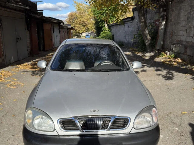 Дэу Ланос 1998 в Днепре (Днепропетровске) на Automoto.ua Серый Дэу Ланос, объемом двигателя 1.5 л и пробегом 400 тыс. км за 1800 $, фото 3 на Automoto.ua