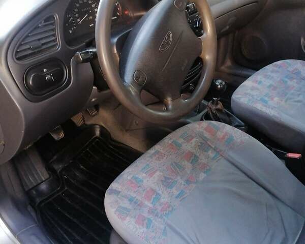 Серый Дэу Ланос, объемом двигателя 1.6 л и пробегом 263 тыс. км за 2200 $, фото 5 на Automoto.ua