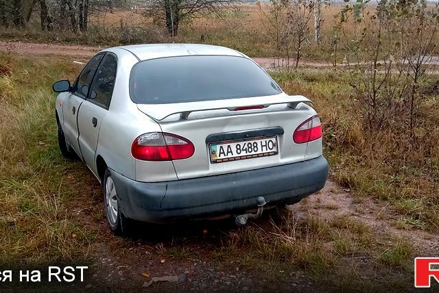 Серый Дэу Ланос, объемом двигателя 1.5 л и пробегом 377 тыс. км за 1000 $, фото 3 на Automoto.ua