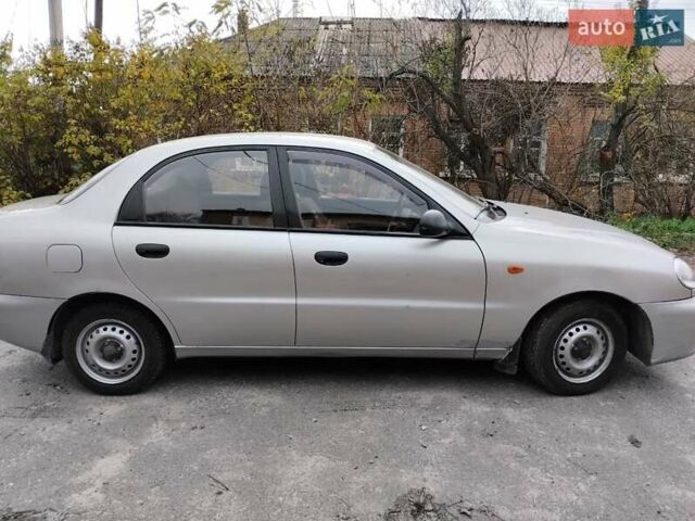 Сірий Деу Ланос, об'ємом двигуна 1.35 л та пробігом 117 тис. км за 1400 $, фото 4 на Automoto.ua