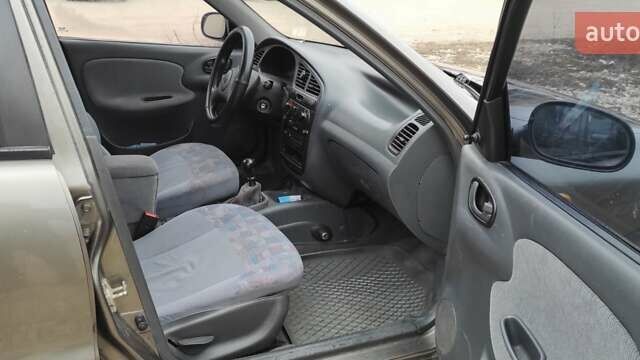 Дэу Ланос 2001 в Тернополе на Automoto.ua Серый Дэу Ланос, объемом двигателя 1.5 л и пробегом 301 тыс. км за 2000 $, фото 7 на Automoto.ua