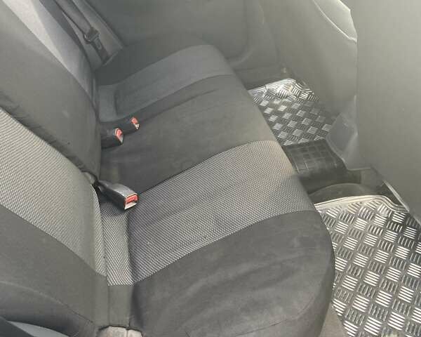 Серый Дэу Ланос, объемом двигателя 1.5 л и пробегом 334 тыс. км за 1800 $, фото 7 на Automoto.ua