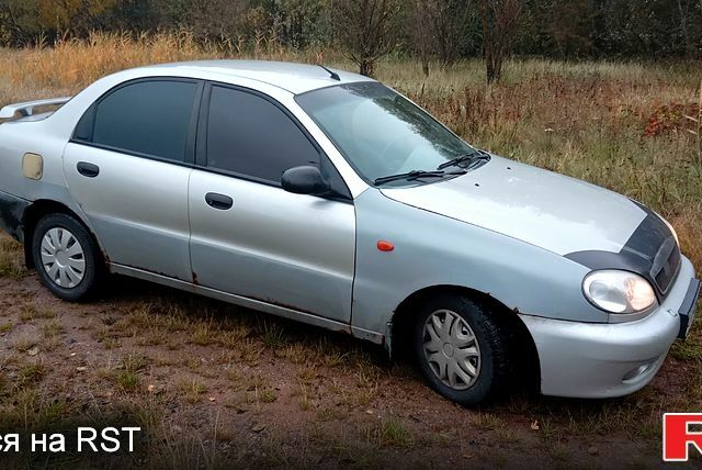 Серый Дэу Ланос, объемом двигателя 1.5 л и пробегом 377 тыс. км за 1000 $, фото 1 на Automoto.ua