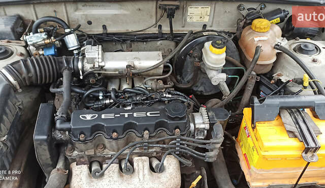 Сірий Деу Ланос, об'ємом двигуна 1.5 л та пробігом 147 тис. км за 2650 $, фото 5 на Automoto.ua