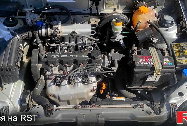 Серый Дэу Ланос, объемом двигателя 1.5 л и пробегом 175 тыс. км за 1600 $, фото 4 на Automoto.ua