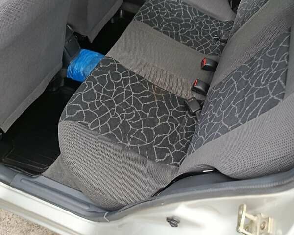 Дэу Ланос 2002 в Золотоноше на Automoto.ua Серый Дэу Ланос, объемом двигателя 1.5 л и пробегом 115 тыс. км за 2750 $, фото 2 на Automoto.ua