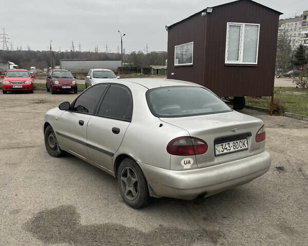 Серый Дэу Ланос, объемом двигателя 1.6 л и пробегом 500 тыс. км за 1600 $, фото 2 на Automoto.ua