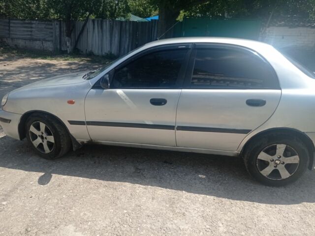 Сірий Деу Ланос, об'ємом двигуна 1.3 л та пробігом 270 тис. км за 2000 $, фото 2 на Automoto.ua