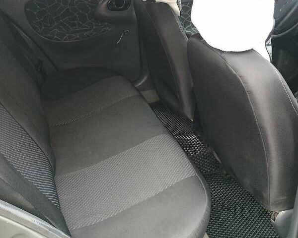 Сірий Деу Ланос, об'ємом двигуна 1.5 л та пробігом 312 тис. км за 2600 $, фото 7 на Automoto.ua