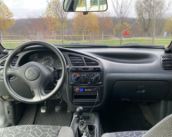 Сірий Деу Ланос, об'ємом двигуна 1.5 л та пробігом 420 тис. км за 2250 $, фото 17 на Automoto.ua