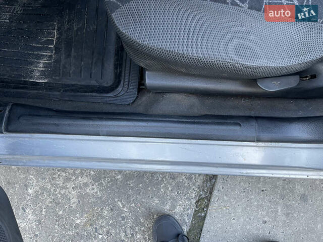 Деу Ланос 2002 у Львові на Automoto.ua Сірий Деу Ланос, об'ємом двигуна 1.5 л та пробігом 164 тис. км за 2300 $, фото 14 на Automoto.ua