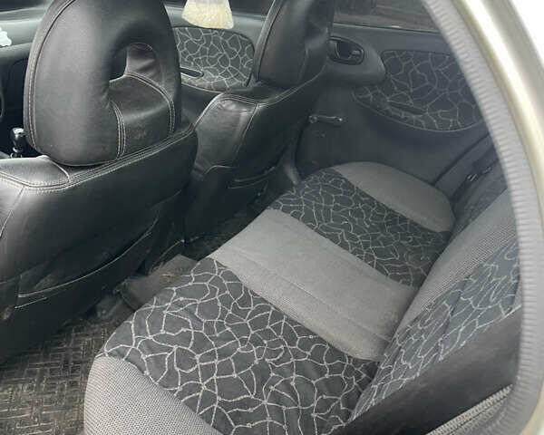 Серый Дэу Ланос, объемом двигателя 1.6 л и пробегом 500 тыс. км за 1600 $, фото 10 на Automoto.ua