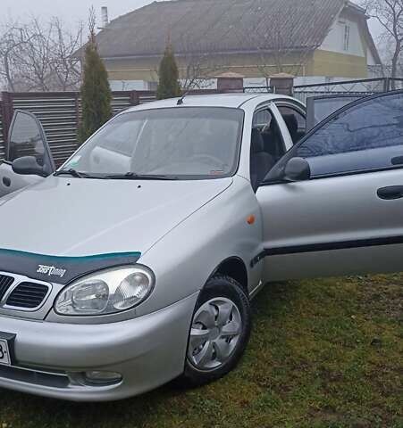 Серый Дэу Ланос, объемом двигателя 1.3 л и пробегом 204 тыс. км за 2000 $, фото 1 на Automoto.ua