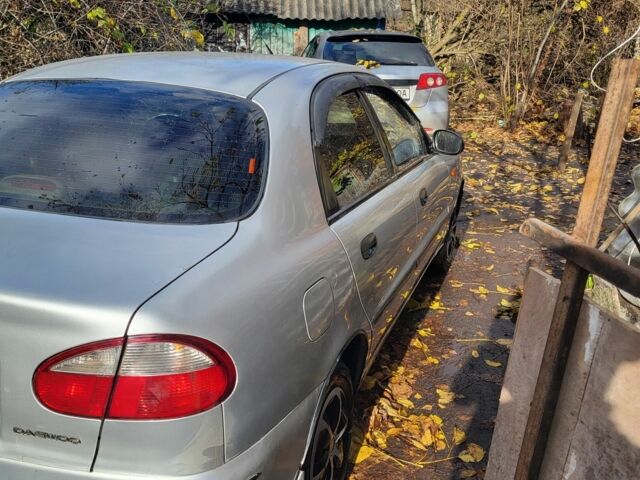 Деу Ланос 2002 у Сумах на Automoto.ua Сірий Деу Ланос, об'ємом двигуна 1.5 л та пробігом 258 тис. км за 1429 $, фото 6 на Automoto.ua