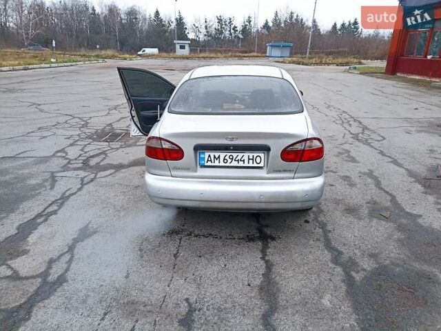 Сірий Деу Ланос, об'ємом двигуна 1.5 л та пробігом 306 тис. км за 2000 $, фото 3 на Automoto.ua