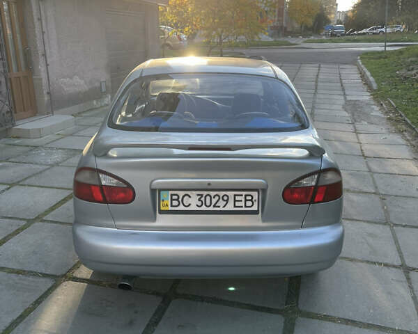 Деу Ланос 2002 у Львові на Automoto.ua Сірий Деу Ланос, об'ємом двигуна 1.5 л та пробігом 164 тис. км за 2300 $, фото 4 на Automoto.ua