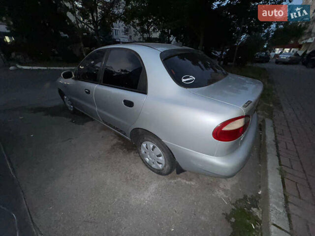 Сірий Деу Ланос, об'ємом двигуна 1.5 л та пробігом 248 тис. км за 3100 $, фото 2 на Automoto.ua