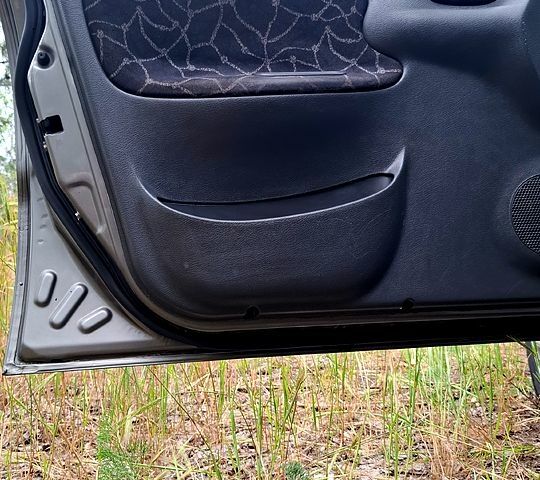 Серый Дэу Ланос, объемом двигателя 1.6 л и пробегом 220 тыс. км за 2650 $, фото 8 на Automoto.ua