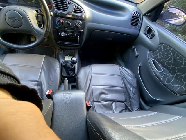 Дэу Ланос 2002 в Кривом Роге на Automoto.ua Серый Дэу Ланос, объемом двигателя 1.5 л и пробегом 180 тыс. км за 2499 $, фото 7 на Automoto.ua