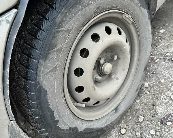 Серый Дэу Ланос, объемом двигателя 1.5 л и пробегом 80 тыс. км за 1150 $, фото 4 на Automoto.ua